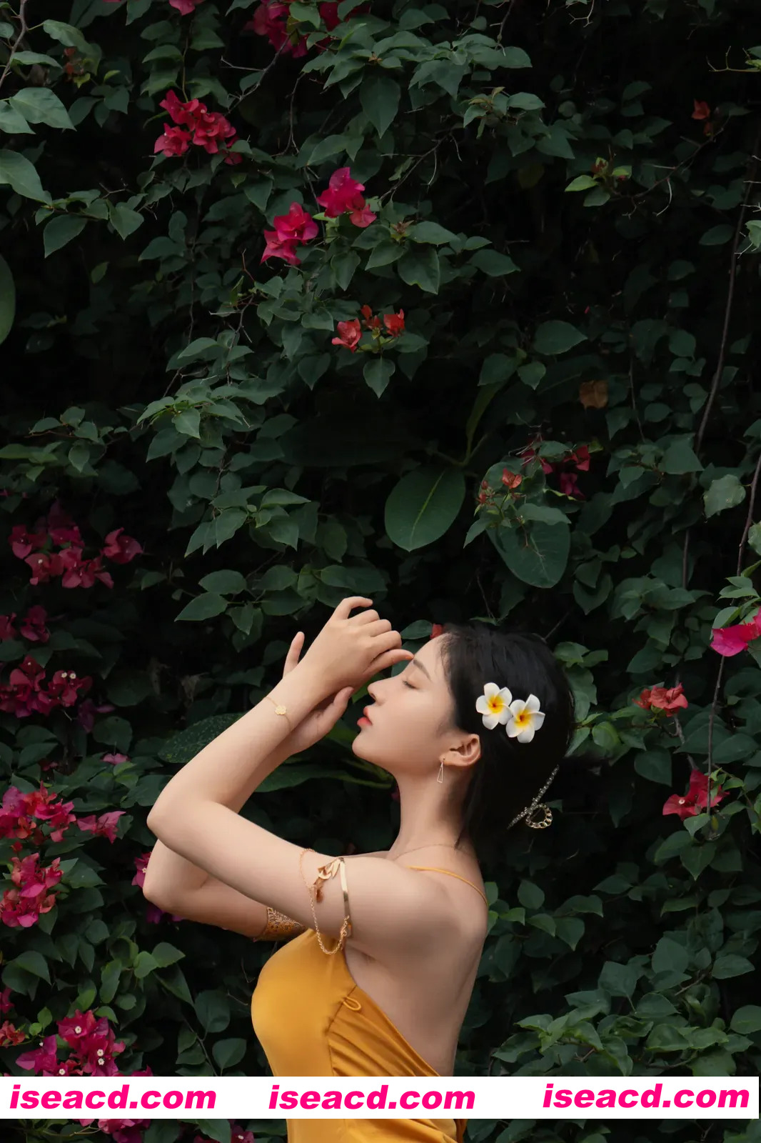 『套图』蒹葭 – 年年[36P 187MB]